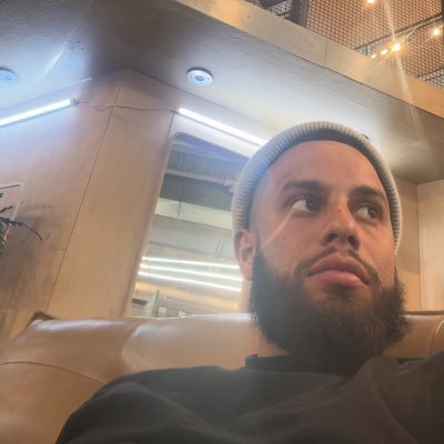 Zay_x_'s profile picture. 