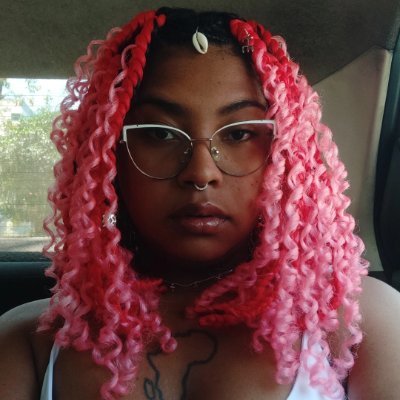 Pretaju_oficial's profile picture. Artista, arteira e atriz
🌼🌼🌼