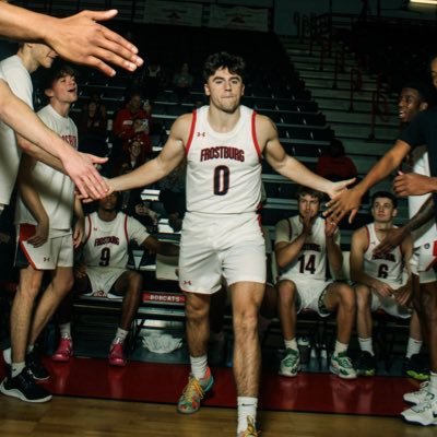 BlakeBurrowss's profile picture. 6’2 Combo Guard || Frostburg state hoops ‘28