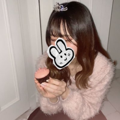 ilovesweetsso's profile picture. 20歳会社員です。毎日がつまらないので裏アカ始めました💌こういうの初めてなので緊張してます…優しくしてくれる人がいいです😺💕