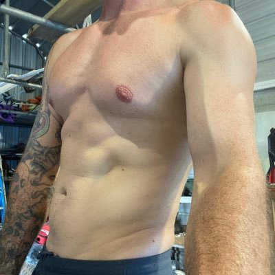 joey_fitts's profile picture. Old