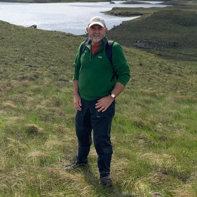 whmicha6's profile picture. Professional Wildlife Photographer Promoting responsible wildlife photography to all.