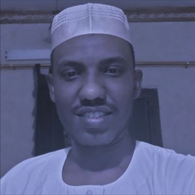 وَأُفَوِّضُ أَمۡرِیۤ إِلَى ٱللَّهِۚ إِنَّ ٱللَّهَ بَصِیرُۢ بِٱلۡعِبَادِ