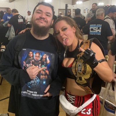 officialTmondo's profile picture. 