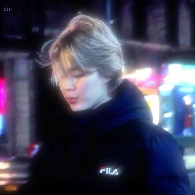 anasevenb's profile picture. ❝ᴏ ᴅɴᴀ ɴᴏs ᴍᴇᴜs ᴠᴀsᴏs sᴀɴɢᴜɪ́ɴᴇᴏs ᴍᴇ ᴅɪᴢ ǫᴜᴇ ᴠᴏᴄᴇ̂ ᴇ́ ᴏ ǫᴜᴇ ᴇᴜ ᴇsᴛɪᴠᴇ ᴘʀᴏᴄᴜʀᴀɴᴅᴏ.❞ 🌌💜🎤🌟 𝐇𝐎𝐌𝐄 𝑚𝑒𝑎𝑛𝑠 𝐁𝐀𝐍𝐆𝐓𝐀𝐍 🏡