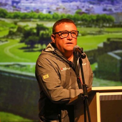 Alt empordanès, independentista, sindicalista i muntanyenc.