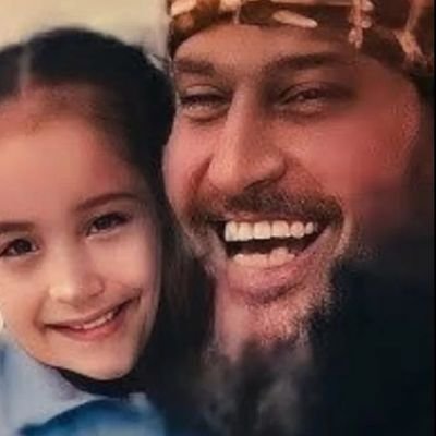 Catholique pratiquant, je traque les traces de Dieu dans ma vie. Je me place du côté des discriminés... Je bloque les insultes et les attaques personnelles.🇱🇧