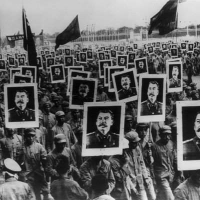 🚩kommunist ✊gewerkschafter 🔨antifaschist @zora_der💍 https://t.co/sClyHyM3sK