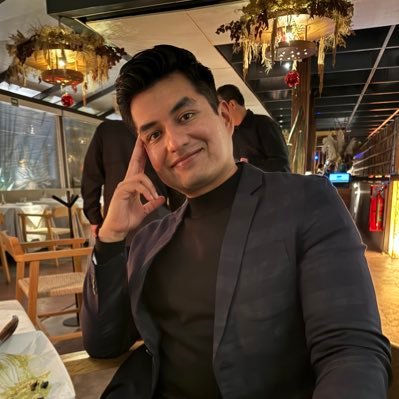 Abogado. Arriba el derecho público y la educación laica y gratuita. LinkedIn - Daniel Marfiles. Apasionado del fútbol. Opiniones a título personal.