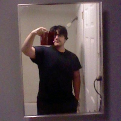 unzev's profile picture. 