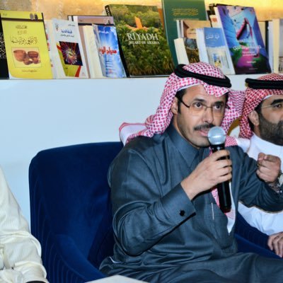 كاتب صحفي | مرخص مهنياً من وزارة الإعلام | مهتم بالفكر وتطوير الذات | بعض مقالاتي وجديدها في ( المميزة )👇🏻 | مؤلف | كتاب #دماغ_للبيع و #على_سبيل_الفكر | شاعر
