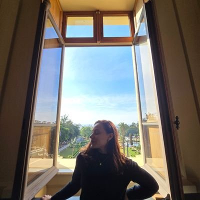 Larii_md's profile picture. Professora, Psicopedagoga. Aprendi Inglês e agora me aventuro no Italiano! Mãe de pet 🧡