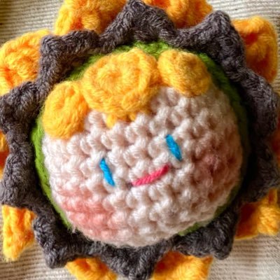 open crochet commission╰(*´︶`*)╯♡ share about art, crochet, and book ʕ•ᴥ•ʔ