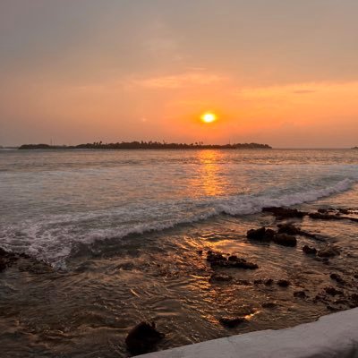 faisalbinks's profile picture. Living life just to make memories