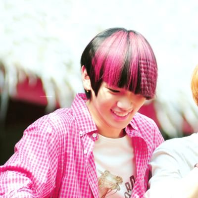 patchworkandsun's profile picture. my username would have been eunhyukscriminallyunderratedhighnotes, but that was a lot of characters
ARMY/ELF/Shawol/VIP/IDkonic+
Orthodox☦️
anti-racism