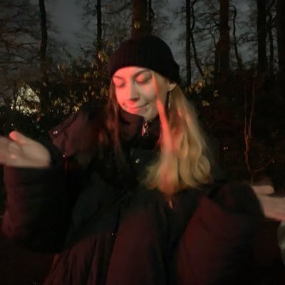 thiccthighsmom's profile picture. g59 atze