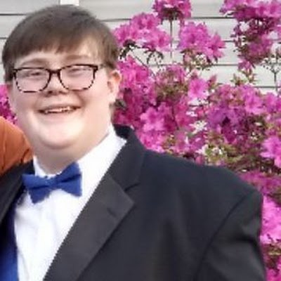 Gaychub2004's profile picture. Hmu if you're gay, love chubby guys and from North Carolina. I will not be giving you money any way, shape or form, so don't ask.