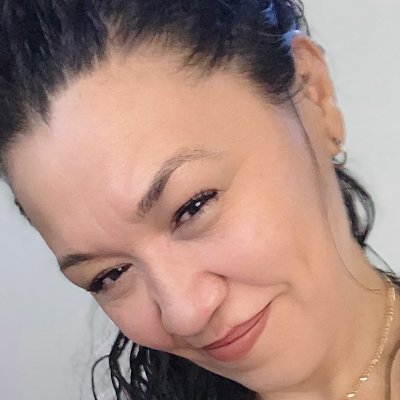 adriveron's profile picture. -Locutora 
-Conductora
-La Radio = mi casa
- Ex Almuerzan hoy.... 
-Radio Mitre 
- https://t.co/NSkQ9islOJ