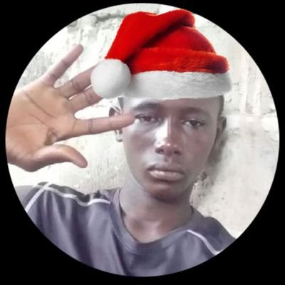 Hello my dear friends how re you all doing there I am yahya am fr the smiling coast of West Africa in the Gambia🇬🇲🇬🇲 we need helping hands.!