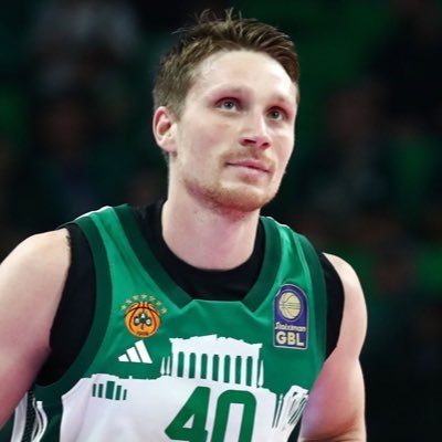 servotronic13's profile picture. 