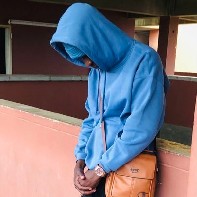 Business Administrator | Project Manager | Rapper 🇿🇲 | Music 🎵 writer | Arsenal Critic | Art and Gallery Lover | 🧢