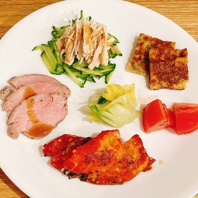 毎日の夜ごはんと時々おやつをポスト!金土夜は晩酌します🍶|ホットクック毎日愛用|基本的にグルテンフリーで作ってます