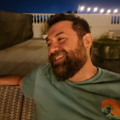 danicubib's profile picture. Papá de Luna&Teo. Logopeda, salubrista, metodólogo, investigador en UNIBE. De aquí y de allá, siempre guileto.