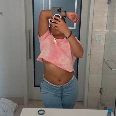 @destinimonet__
