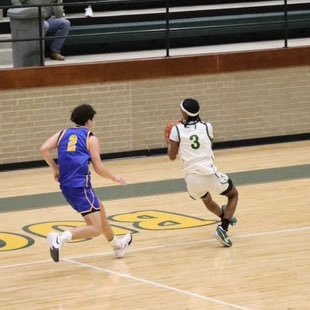 East chambers high school . All region team 23-24 , 24-25. Email - Jaxsonpitre16@gmail.com 📲-(409)-455-1256 #Gteelite - aau . Class of 25