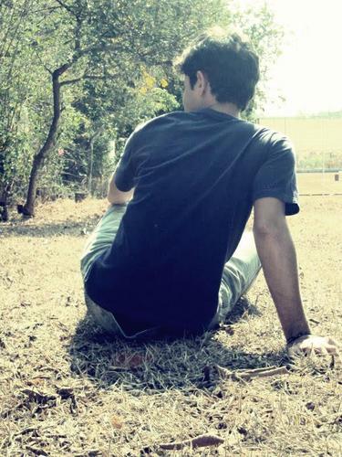 luancorttez's profile picture. /você focɑ demɑis nos seus espinhos.🌵

‹ A mortә é trαnqüilα (...) fάcil! α vidα é mαis difícil ›   
Respeito, gerα respeito. 👀👍🏼🦄