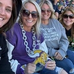 wife mom and football fanatic Vikings 💜💛 #skol
Wilmot Panthers 🖤❤ #14 #42
My husband and sons are Bears fans, but I still love them.
Daughter is aVIKES FAN!