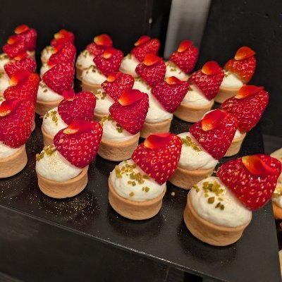 doujinmusicnews's profile picture. あき。30代前半、スポーツと体を整えるの好き。身長185+。