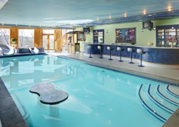 All you need to know about indoor swimming pools, hot tubs, spas or jacuzzis
http://t.co/eskBsVpRWu
