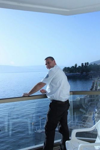 Dierendonck_van's profile picture. Getrouwd met José; Geestelijk verzorger bij Ministerie v Defensie; RK diaken ; Spiritual Leader Palestina/ Israël/ H. Land; trouw supporter van PSV