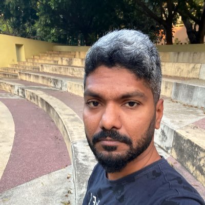VINOOBSOMAN's profile picture. .