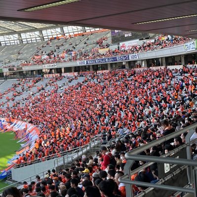 aiu791407659150's profile picture. アルビサポです。無言フォローします。