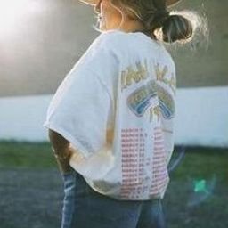 SausmitwXTvi's profile picture. 