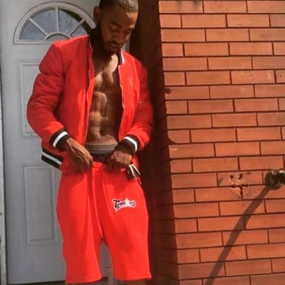 Here for fun,If u not grown n you camera
shy don't even write https://t.co/C6oPmtxnzM real no scammers.I do meets an all Dm me,I'm big dude jus ask,Need Female content Cr