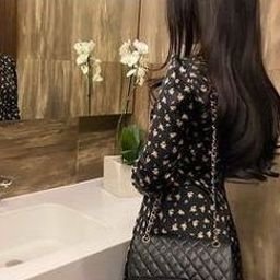 FroyrkozThP5e's profile picture. 