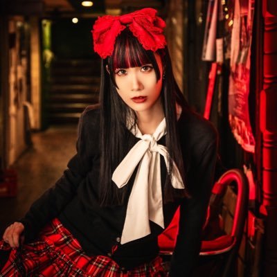 🍥DJ (ヲタ霊) / CAMERA / 踊ってみた ろりぽっぷ🍭 (@official_llpp ) 赤担当🥀 / 被写体 / 創作多めｺｽﾌﾟﾚｲﾔｰ / ラーメンと白米が主食 / 二郎系🍜 / 黒髪ぱっつん姫カット/ コウペンちゃん/MARVEL/ 写真垢📷 (@Yr__camera)🍥