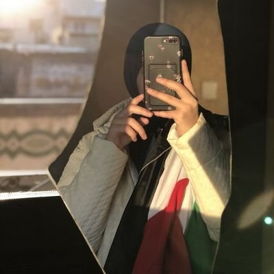 Queen20040153's profile picture. 