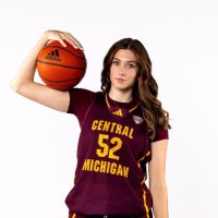 Natalie Lathrop (@lathropnatalie) Twitter profile photo