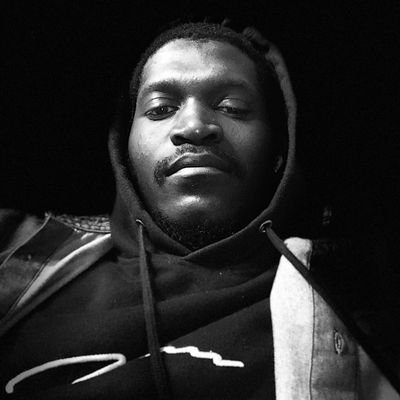 bakay___'s profile picture. If you have to ask, you’ll never know. If you know, you need only ask || “Not all those who wander are lost” || Gamer | Cinephile || 🖤