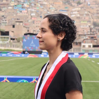 Presidenta de la Comisión de Trabajo 2022-2023 | Congresista de la República 2021-2026 | @BancadaBDP | Mujer de izquierda