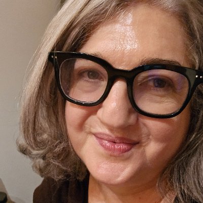 mybrilliant93's profile picture. My Brilliant Music, Entertainment & Book Twitter
Cassette93
@mybrilliant93

Affiliates:
Greens Water@BarbanelT
T. Barbanel@t_barb 
Grows On Trees@on_trees13711