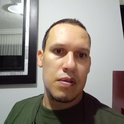 Socialdemócrata, apasionado por Bitcoin y los cielos nocturnos.