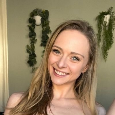 Ich bin eine Frau, die Sex wirklich mag. Wenn jemand mit mir kommunizieren möchte, finden Sie unten meinen persönlichen Telegram-Account.😍🥰💌📩💌@Loylavanes