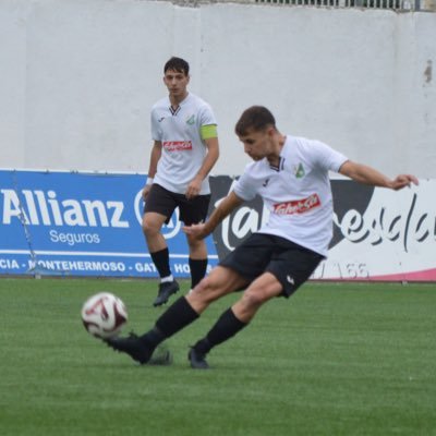 Ex Jugador del @cpchinato y @CPMontehermoso Jugador del @moralejacp