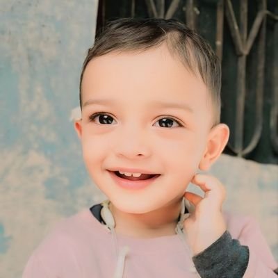 प्यार की चाँदनी में खिलते हैं दश्त-ए-इंसानियत के फूल हैं हम