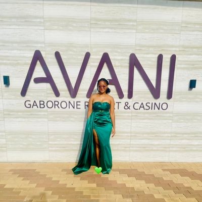 hazelleano_M's profile picture. •Isaiah 60:22❤ |•Still chasing my Dreams👩‍🎓|•Rise up and Posses your Possessions🕯📌